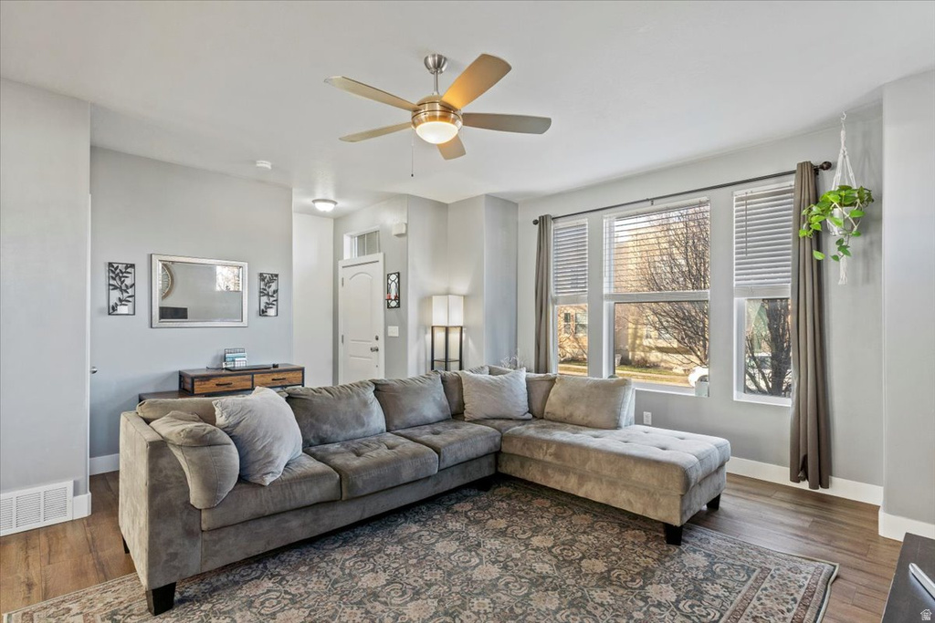 1509 S 850 W Woods Cross, UT 84087