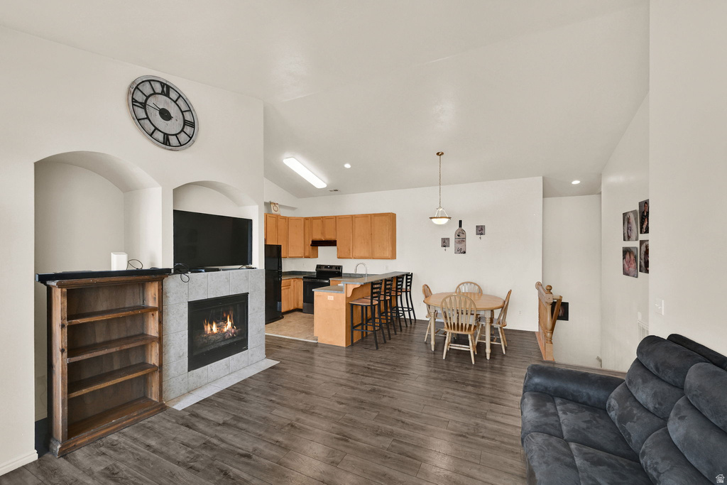 418 N KENT DR North Salt Lake, UT 84054