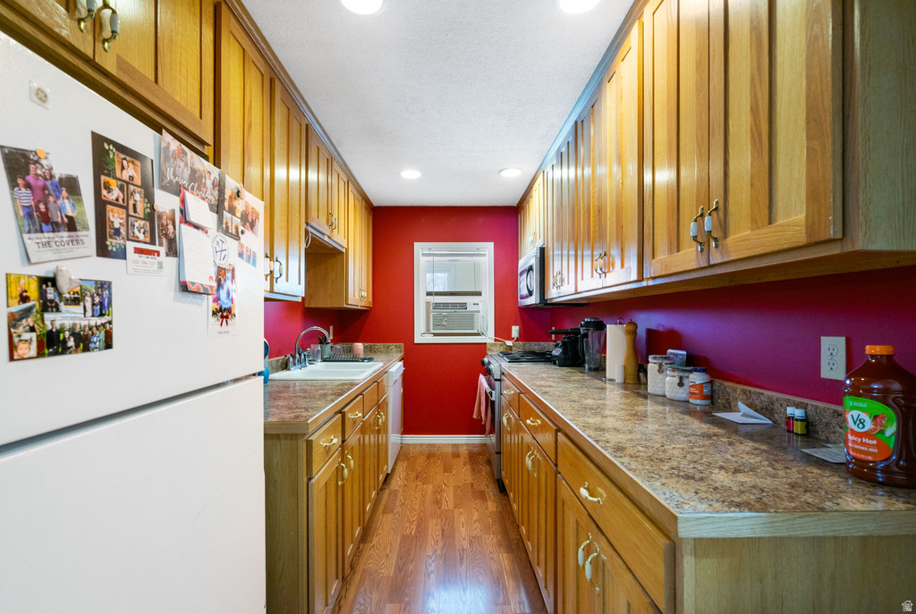 30 N 300 E Marysvale, UT 84750