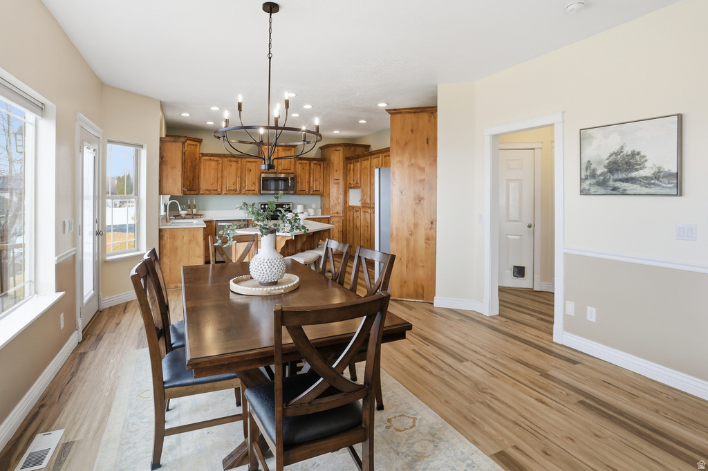 9483 N AVANYU DR Cedar Hills, UT 84062