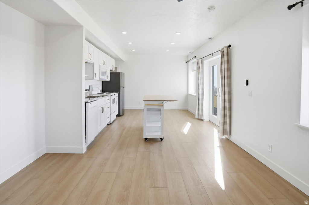 9483 N AVANYU DR Cedar Hills, UT 84062