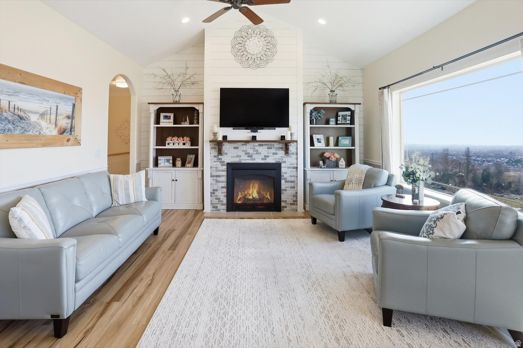 9483 N AVANYU DR Cedar Hills, UT 84062