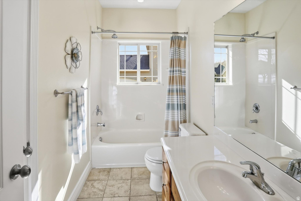 9483 N AVANYU DR Cedar Hills, UT 84062