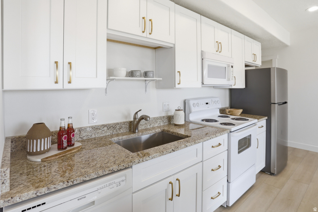 9483 N AVANYU DR Cedar Hills, UT 84062