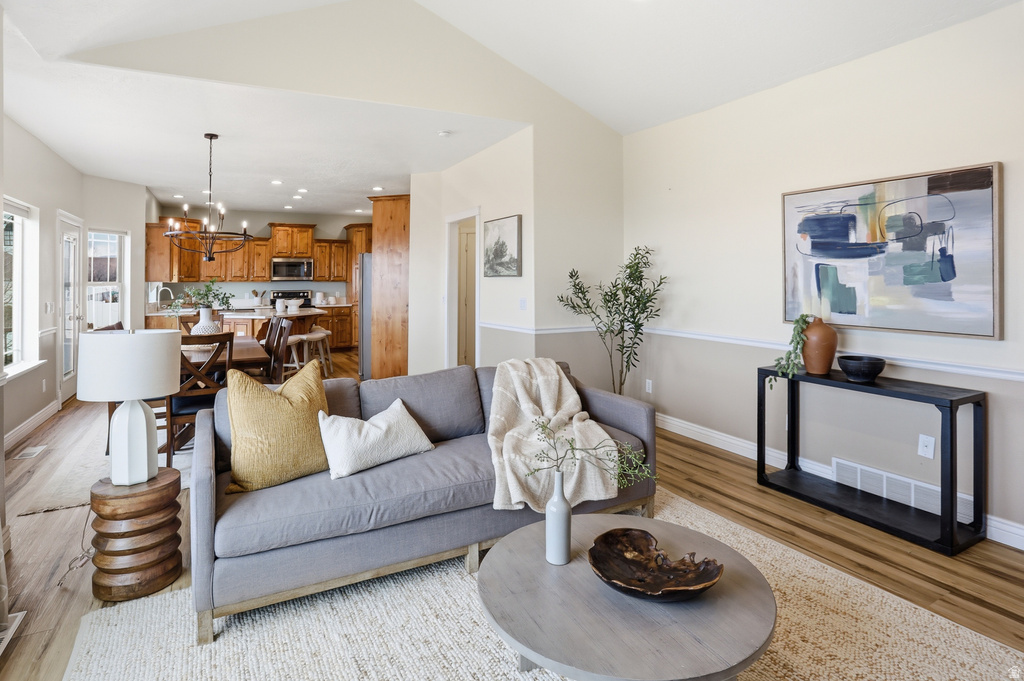 9483 N AVANYU DR Cedar Hills, UT 84062