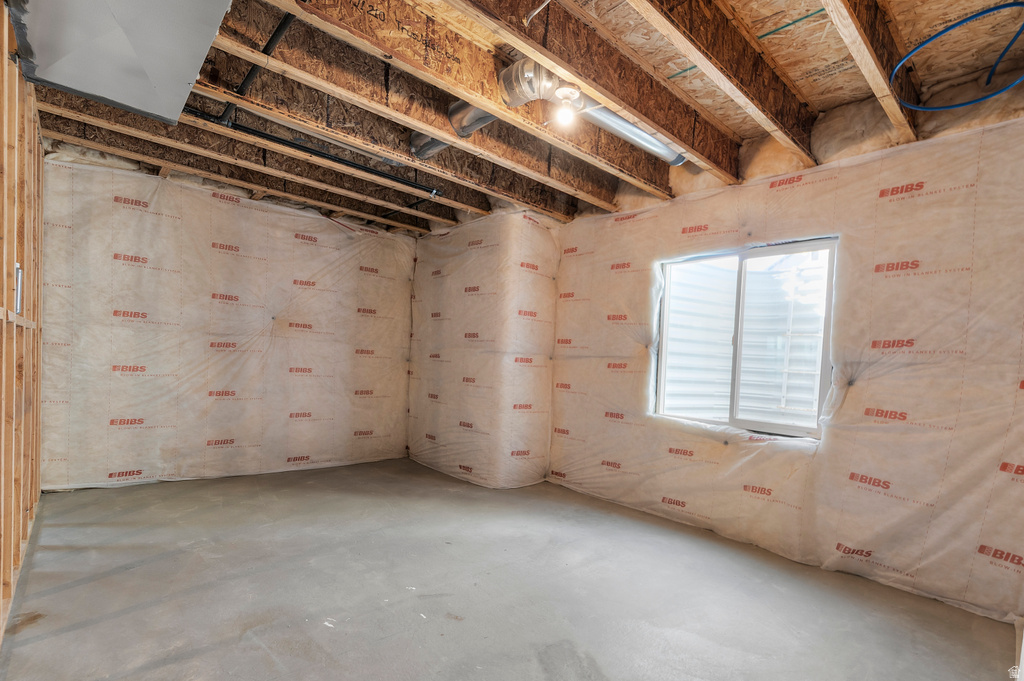 8433 S JAYSON DR West Jordan, UT 84081