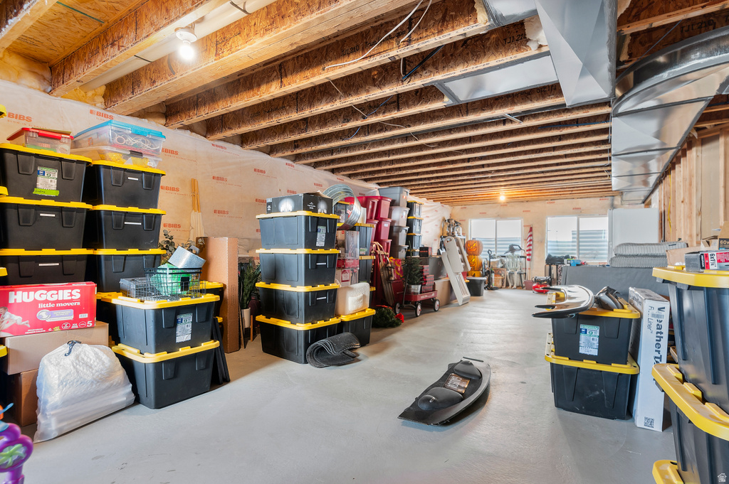 8433 S JAYSON DR West Jordan, UT 84081