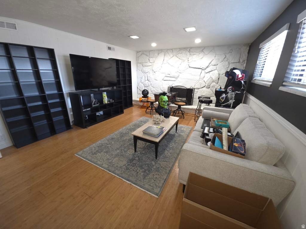 1366 COTTONWOOD DR Centerville, UT 84014