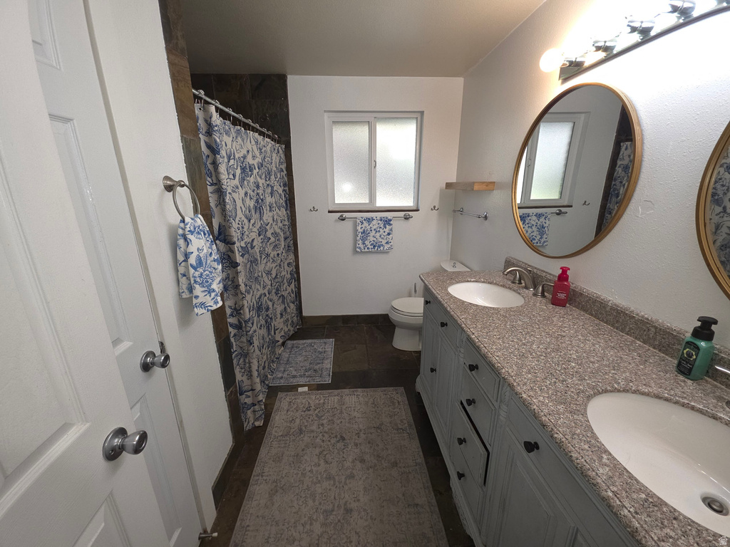 1366 COTTONWOOD DR Centerville, UT 84014