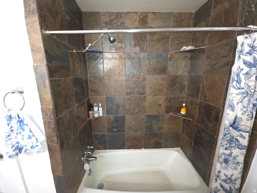 1366 COTTONWOOD DR Centerville, UT 84014