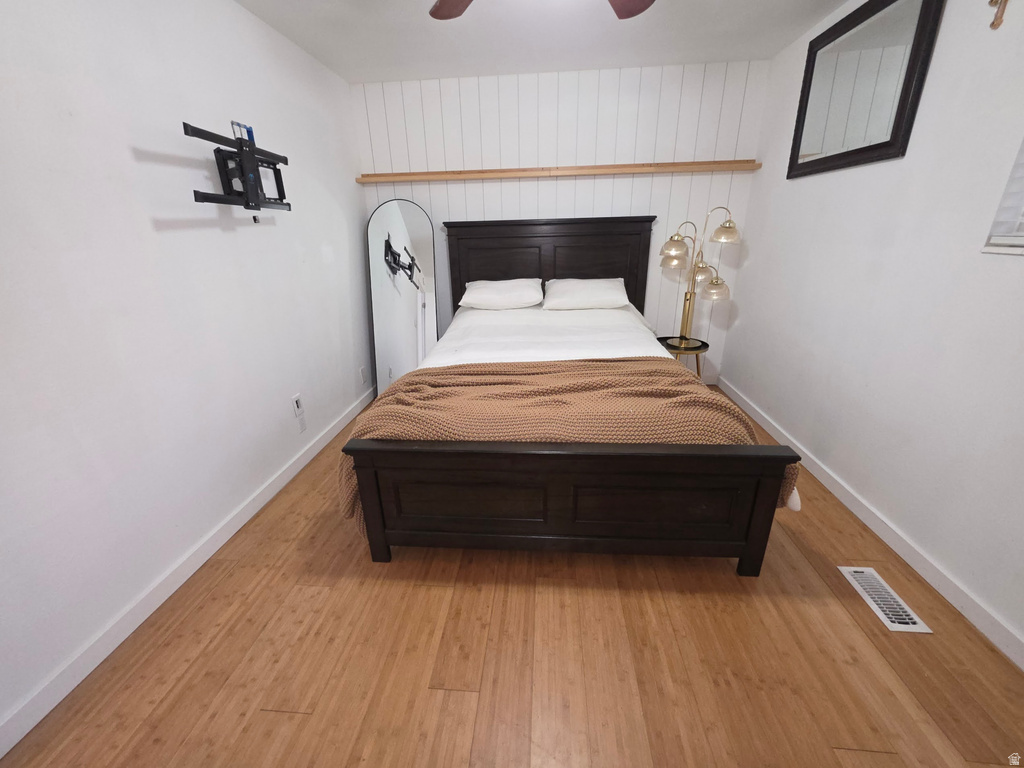 1366 COTTONWOOD DR Centerville, UT 84014