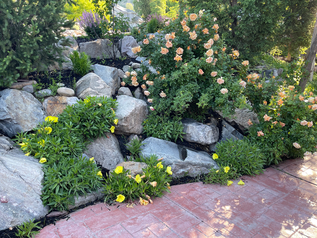 1921 MOHAWK LN Ogden, UT 84403