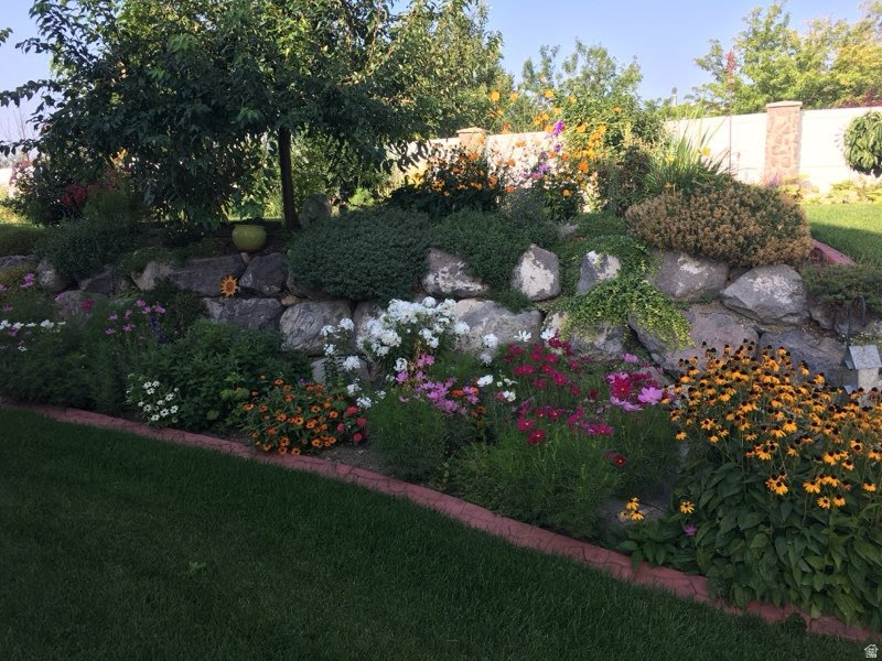 7562 S 4770 W West Jordan, UT 84084