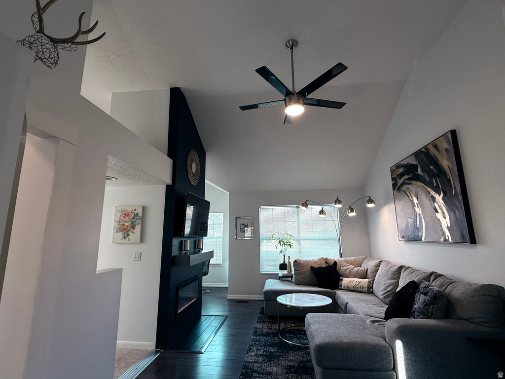 600 E BRIARSPRINGS CIR Midvale, UT 84047