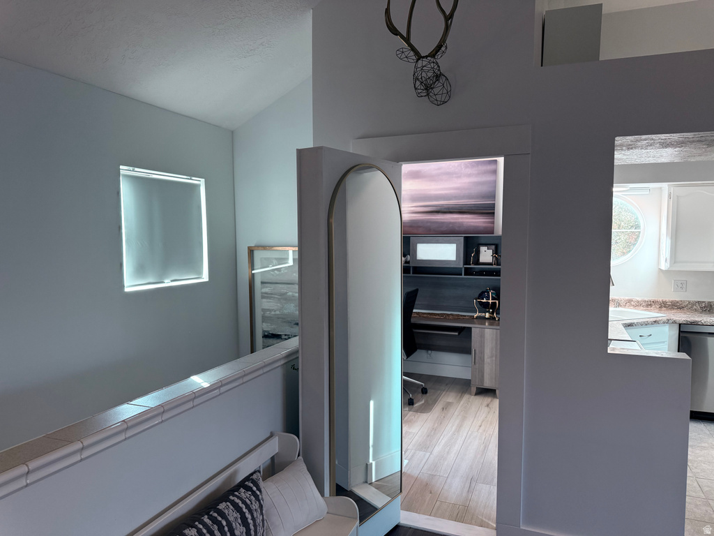 600 E BRIARSPRINGS CIR Midvale, UT 84047