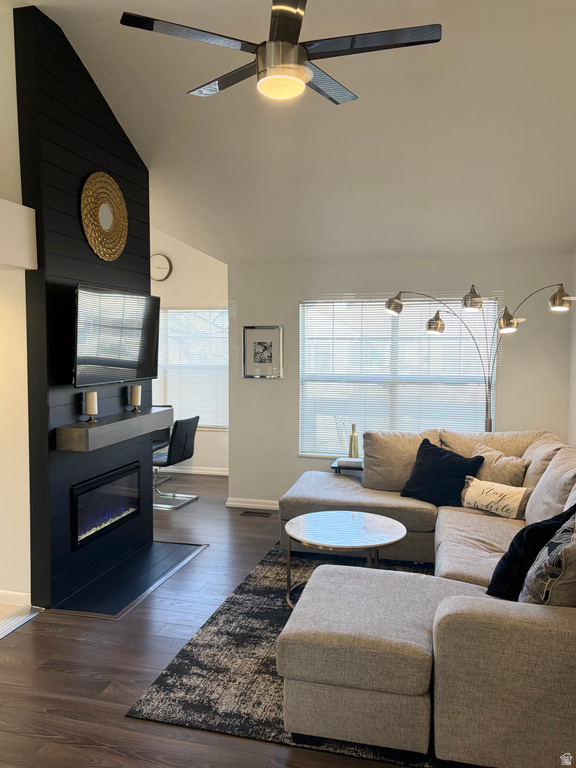 600 E BRIARSPRINGS CIR Midvale, UT 84047