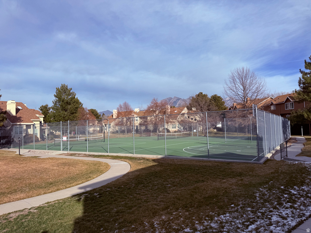 600 E BRIARSPRINGS CIR Midvale, UT 84047