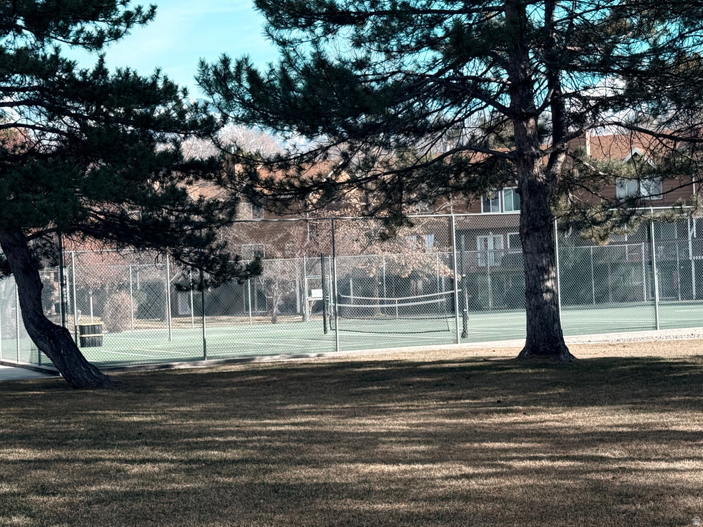 600 E BRIARSPRINGS CIR Midvale, UT 84047