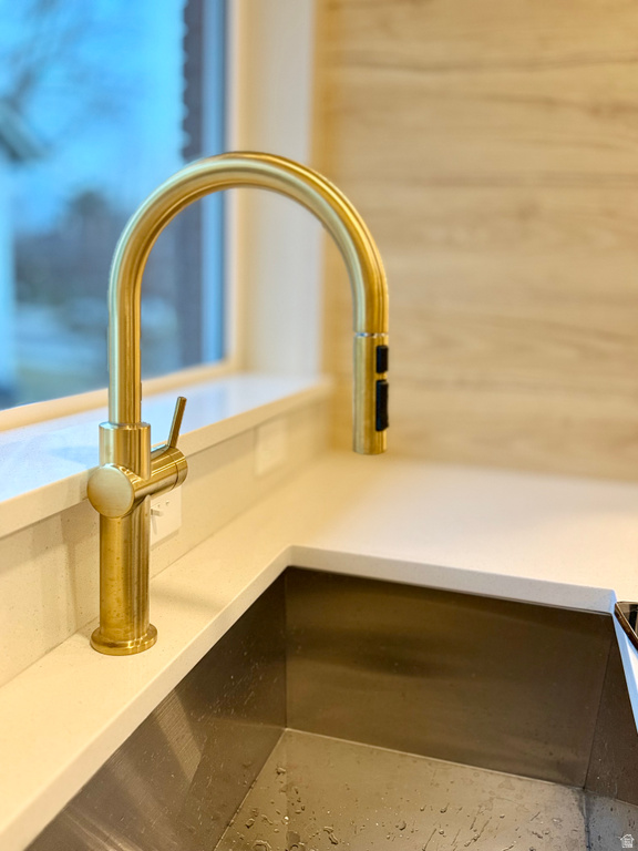 1441 E LOGAN AVE Salt Lake City, UT 84105