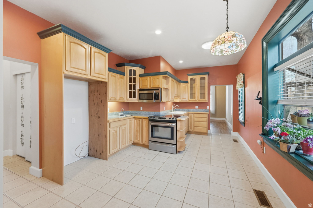 6135 W 3500 S West Valley City, UT 84128