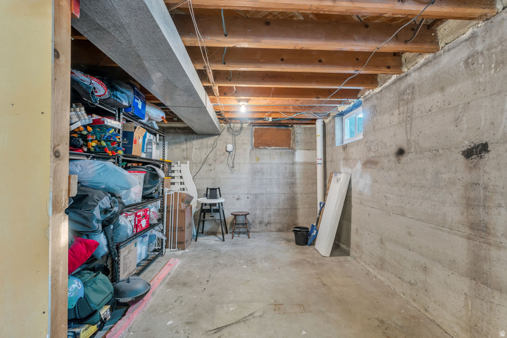 93 W 800 N Bountiful, UT 84010