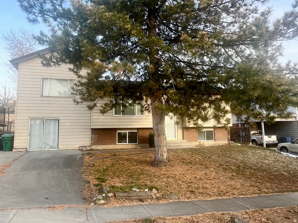 9443 S ELECTRA ST Sandy, UT 84094