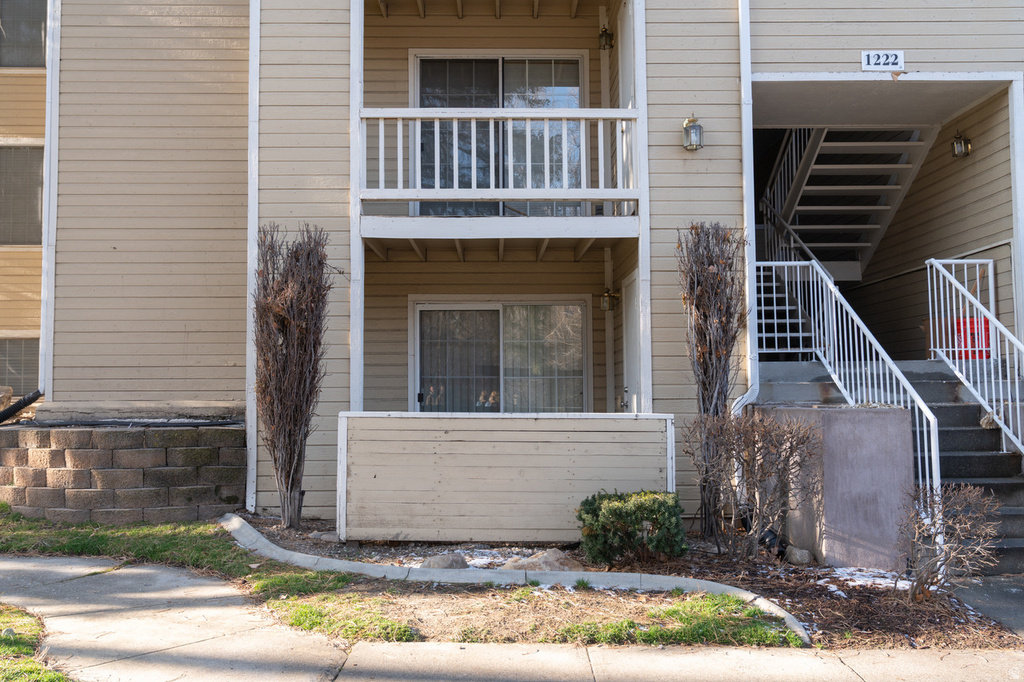 1222 E WATERSIDE CV #10 Cottonwood Heights, UT 84047