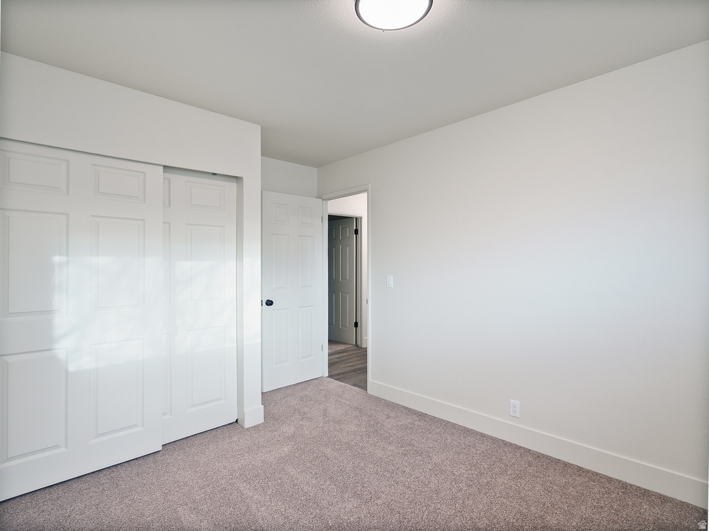 5229 S KINGSWOOD DR Taylorsville, UT 84129