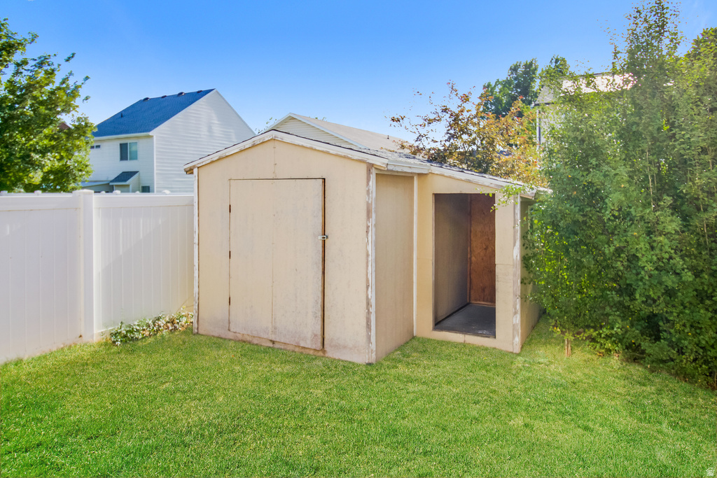 72 N MONTROSE Saratoga Springs, UT 84045