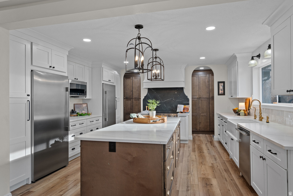 978 S 1375 E Springville, UT 84663