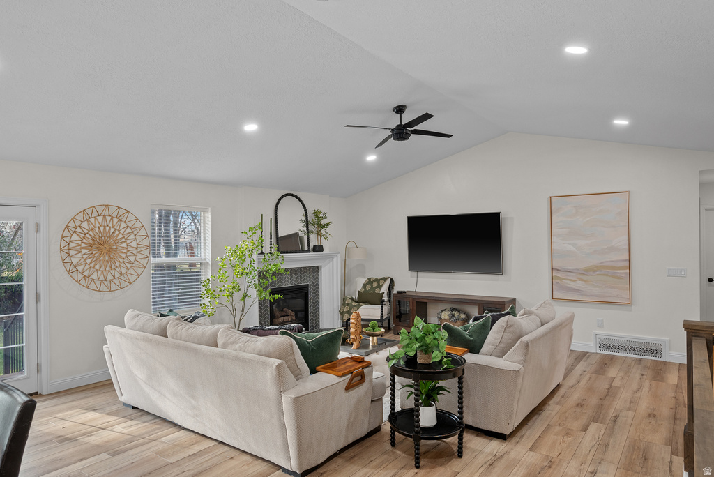 978 S 1375 E Springville, UT 84663