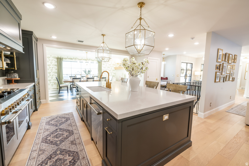 4605 S LEDGEMONT DR Salt Lake City, UT 84124