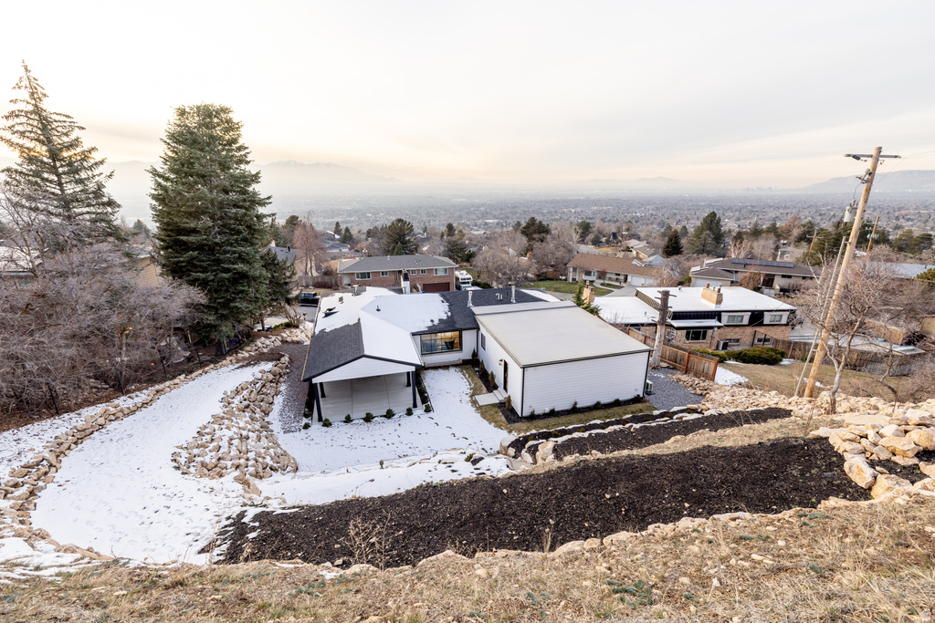 4605 S LEDGEMONT DR Salt Lake City, UT 84124