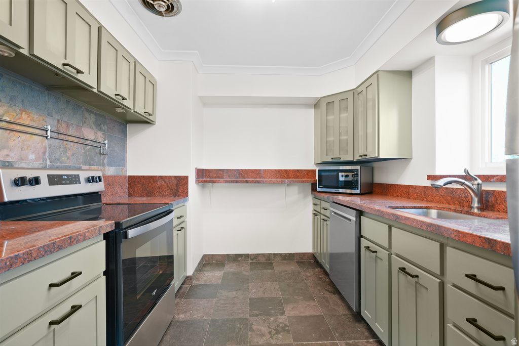 130 S 1300 E #706 Salt Lake City, UT 84102