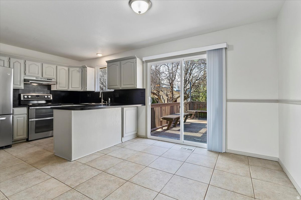 6154 S ZODIAC DR Kearns, UT 84118