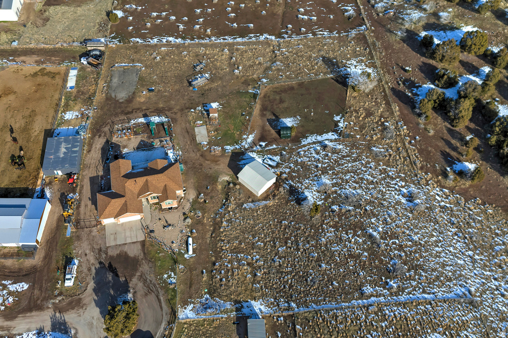 7246 W JUNIPER TREE CV Herriman, UT 84096