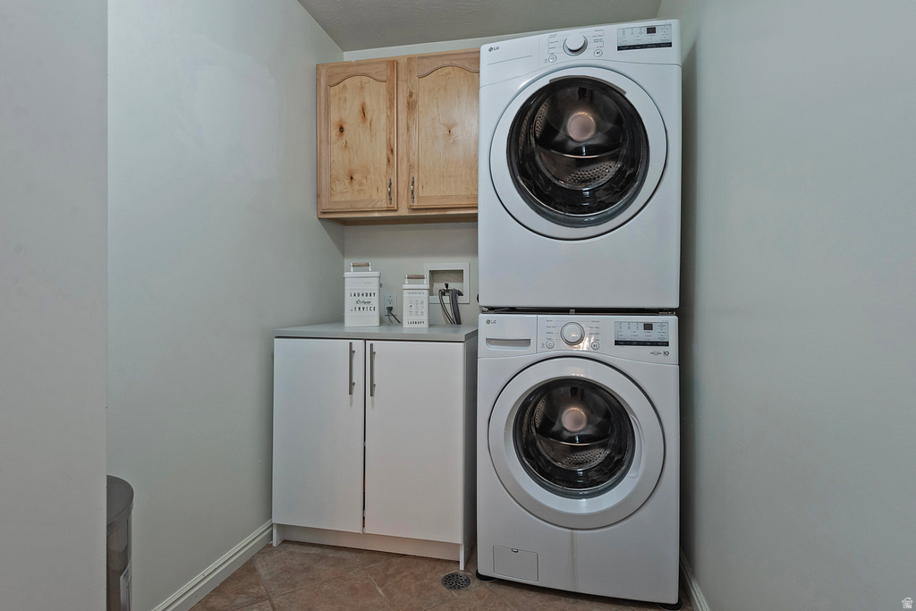 7246 W JUNIPER TREE CV Herriman, UT 84096