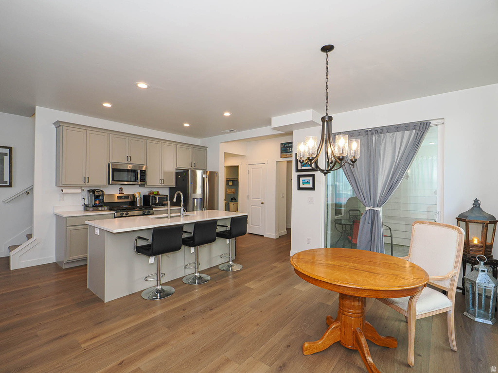 6661 W MEADOW GRASS DR South Jordan, UT 84009