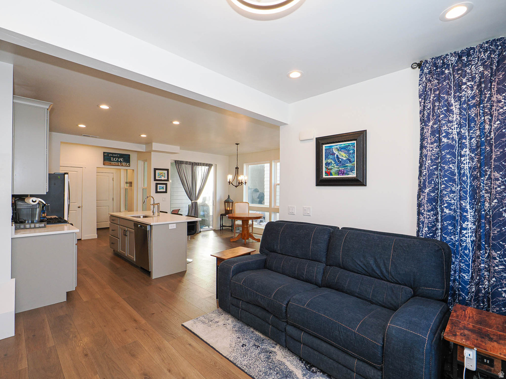 6661 W MEADOW GRASS DR South Jordan, UT 84009