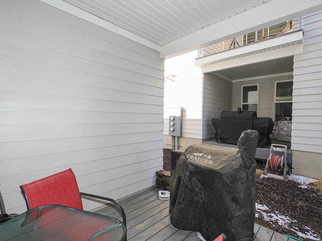 6661 W MEADOW GRASS DR South Jordan, UT 84009