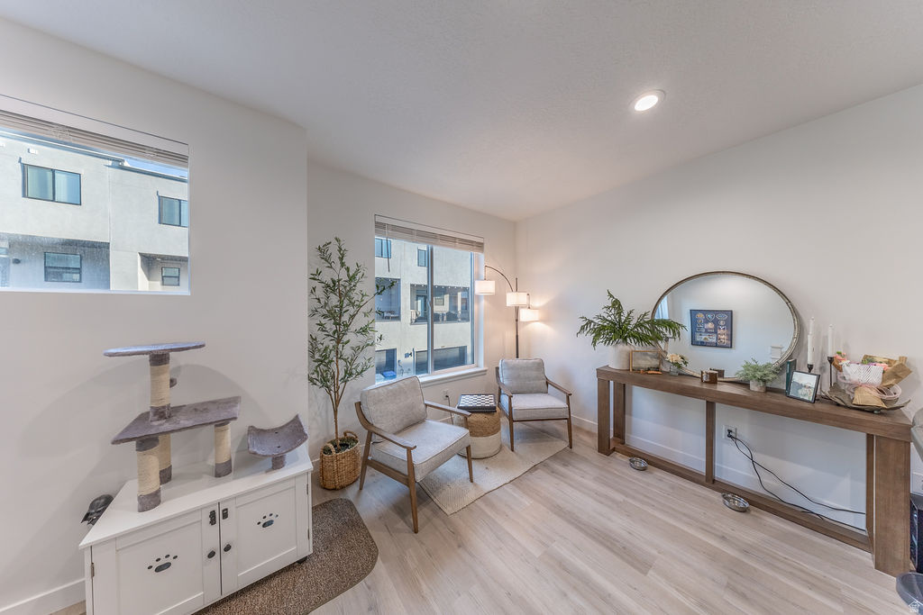 25 E CENTER #81 North Salt Lake, UT 84054