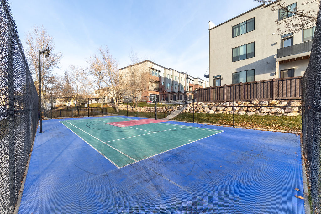 25 E CENTER #81 North Salt Lake, UT 84054