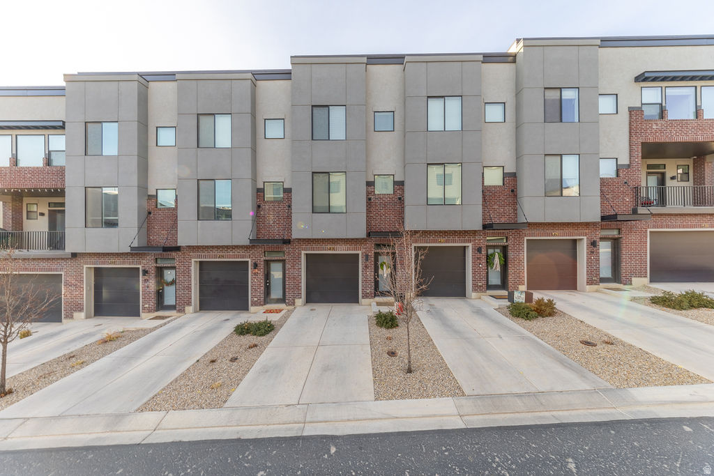25 E CENTER #81 North Salt Lake, UT 84054