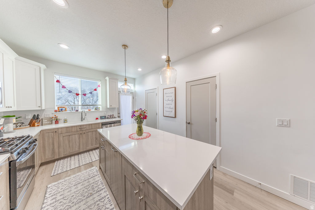 25 E CENTER #81 North Salt Lake, UT 84054