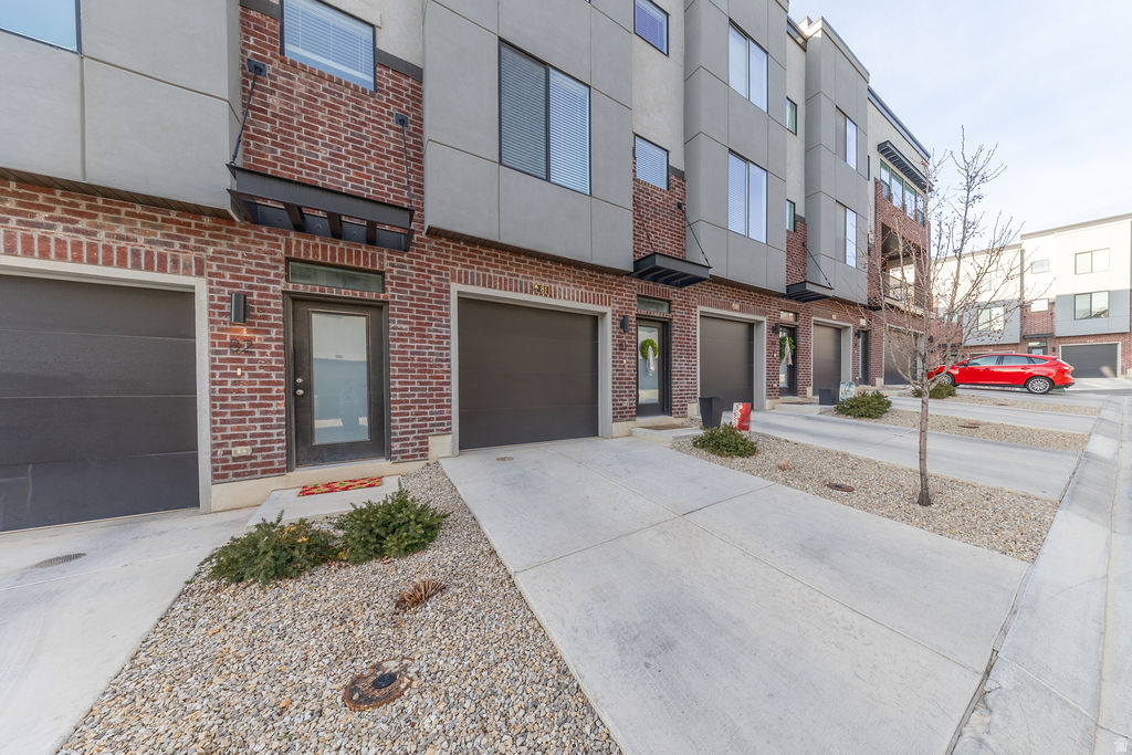 25 E CENTER #81 North Salt Lake, UT 84054