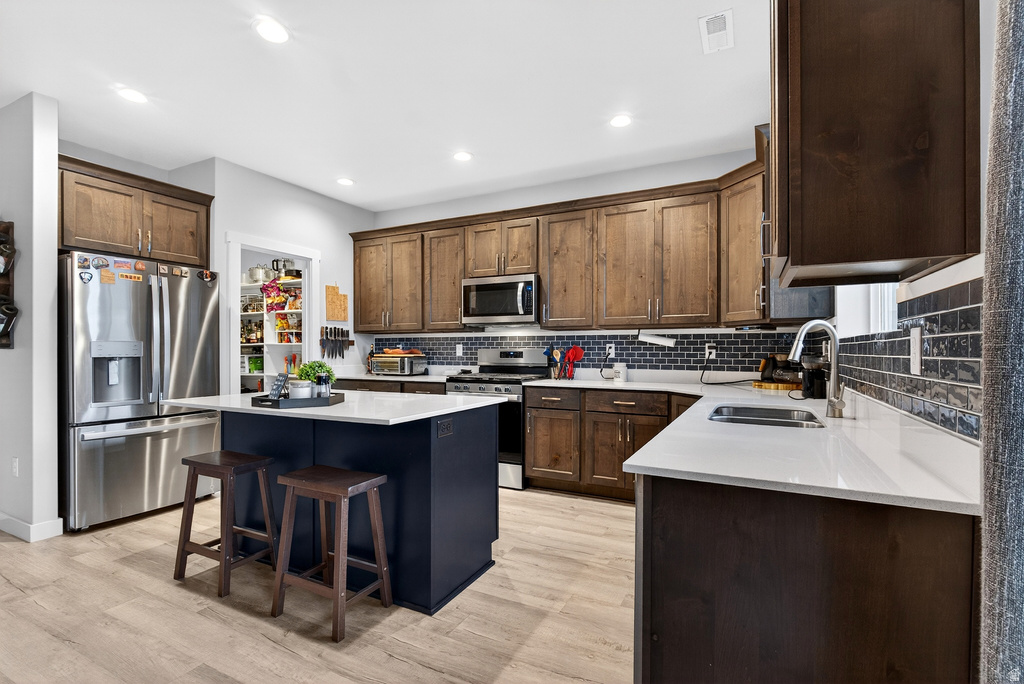 3091 N 3075 W Plain City, UT 84404