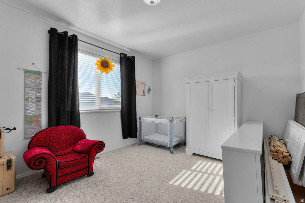 5339 WEST LEGACY HILL DR West Jordan, UT 84081