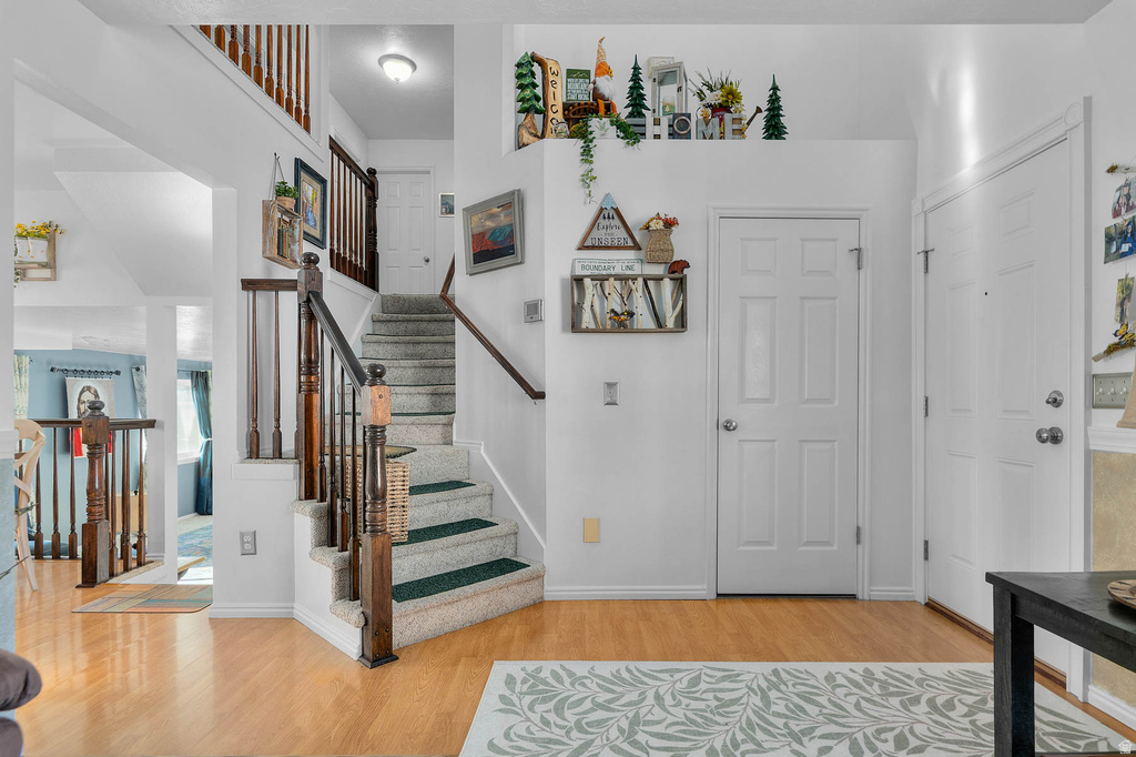 5339 WEST LEGACY HILL DR West Jordan, UT 84081