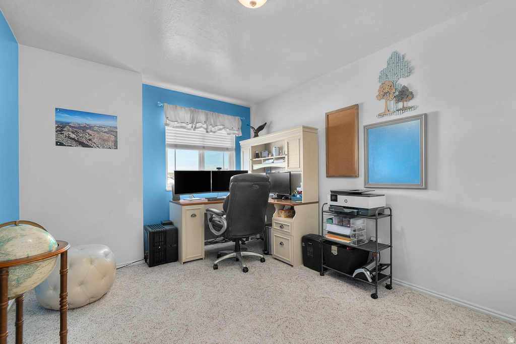 5339 WEST LEGACY HILL DR West Jordan, UT 84081