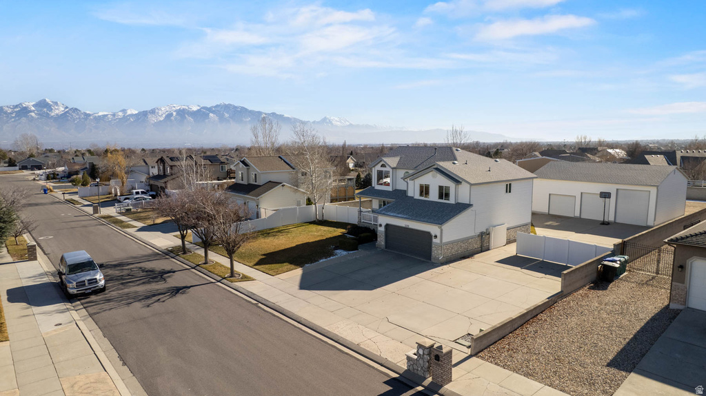 5339 WEST LEGACY HILL DR West Jordan, UT 84081